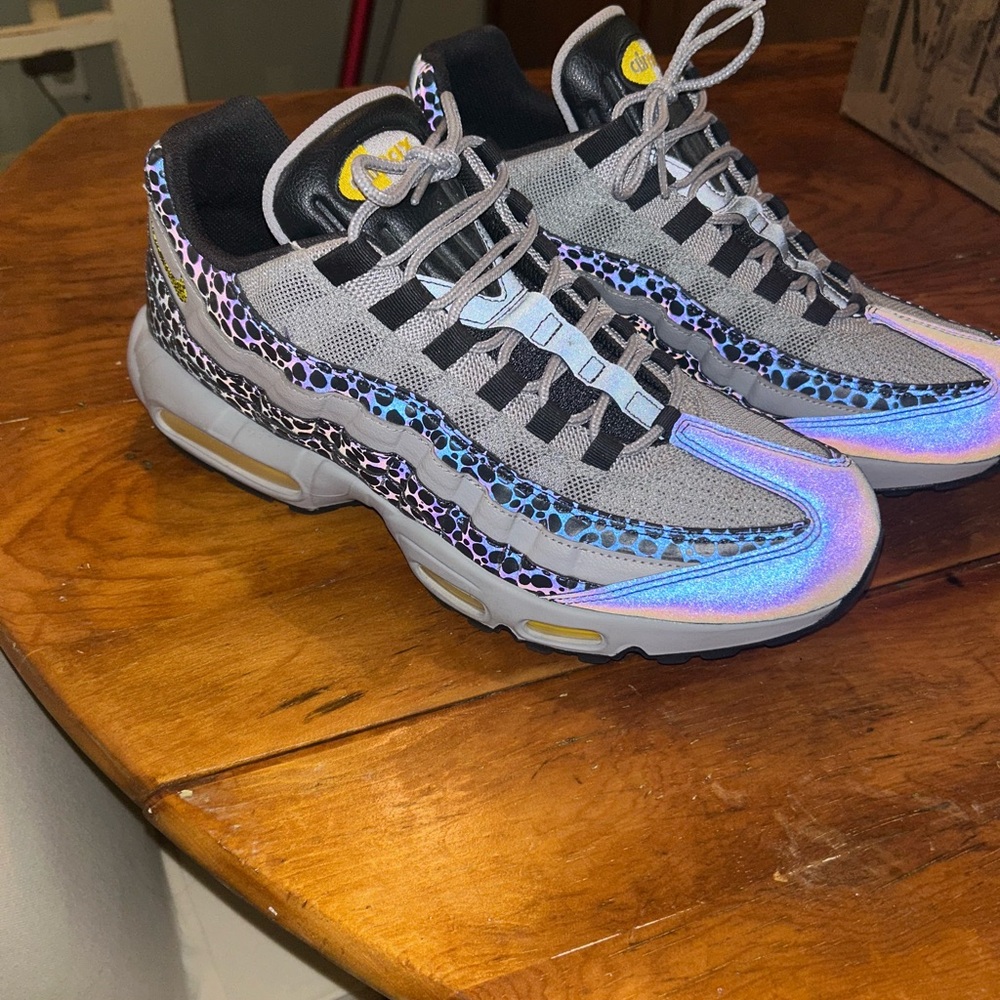 Nike air max 95 SE reflective “Amarillo”